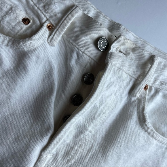 GRLFRND • White Destructed Beverly Bermuda Shorts - Picture 6 of 11